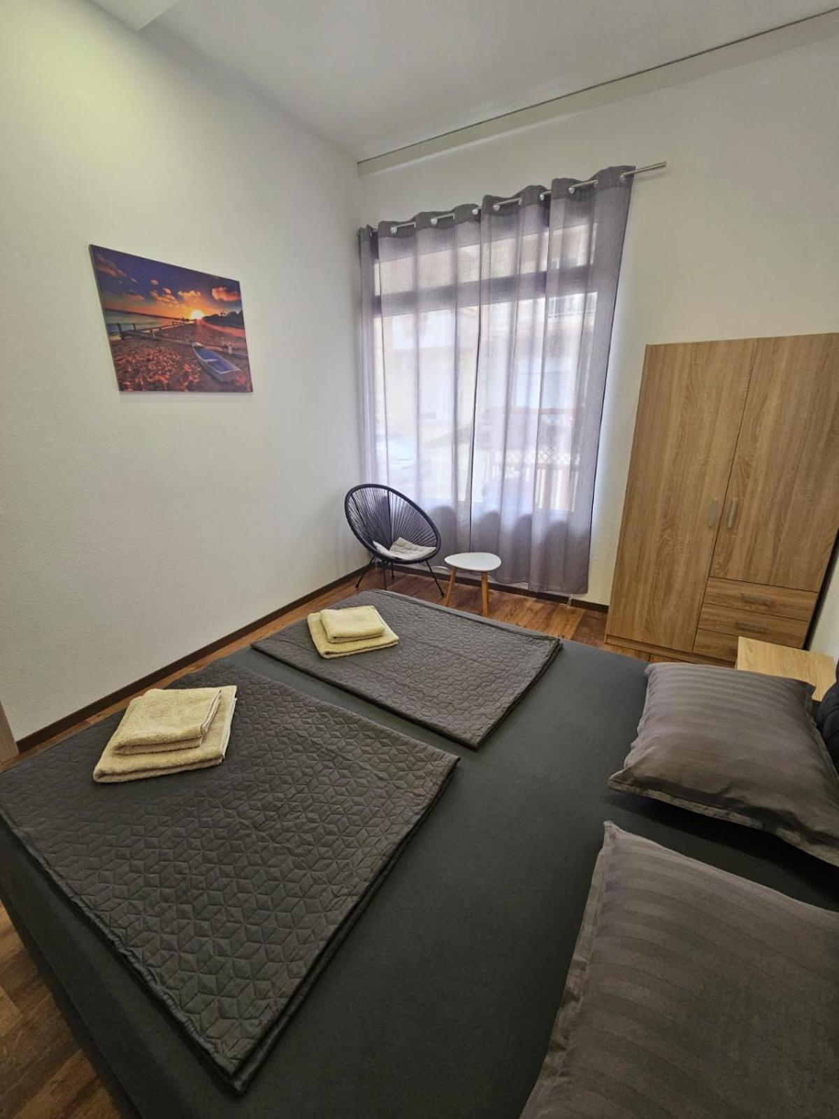 Beach Apartment B Nea Karvali Bagian luar foto